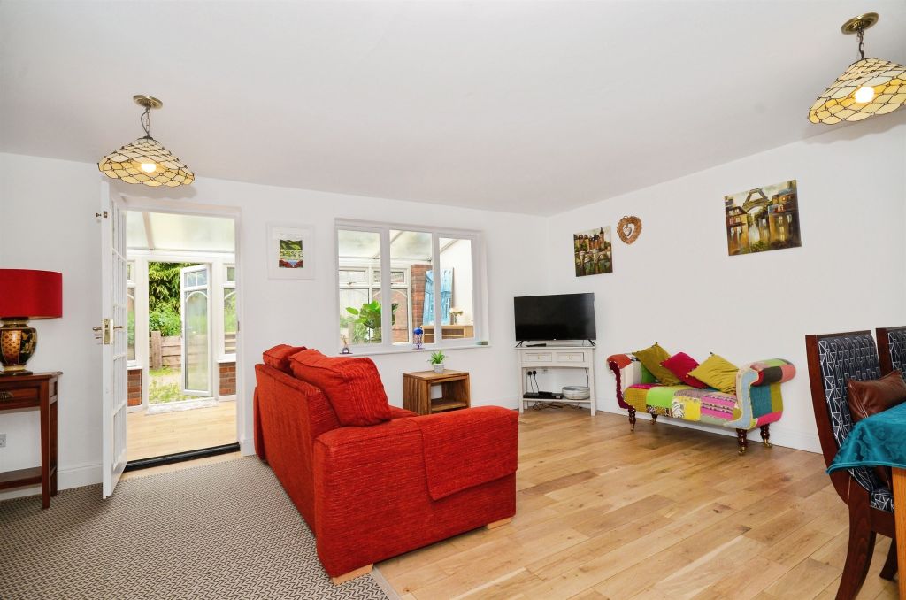 Property photo 2 of 17