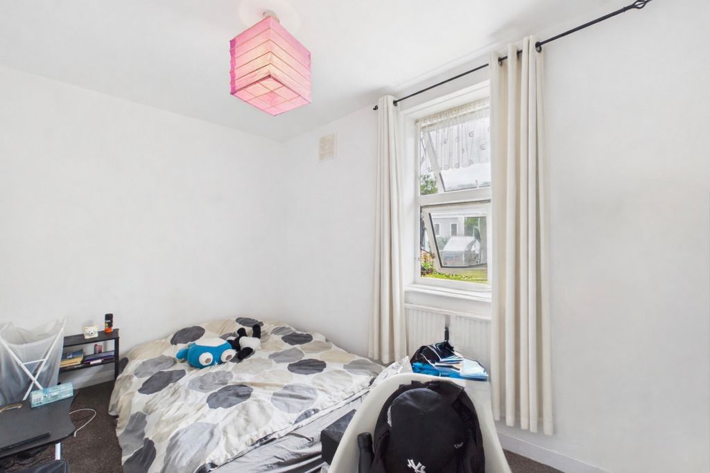 Property photo 1 of 12 1Ef50777-D3Bc-4D05-87F0-B78D67C4C9F1