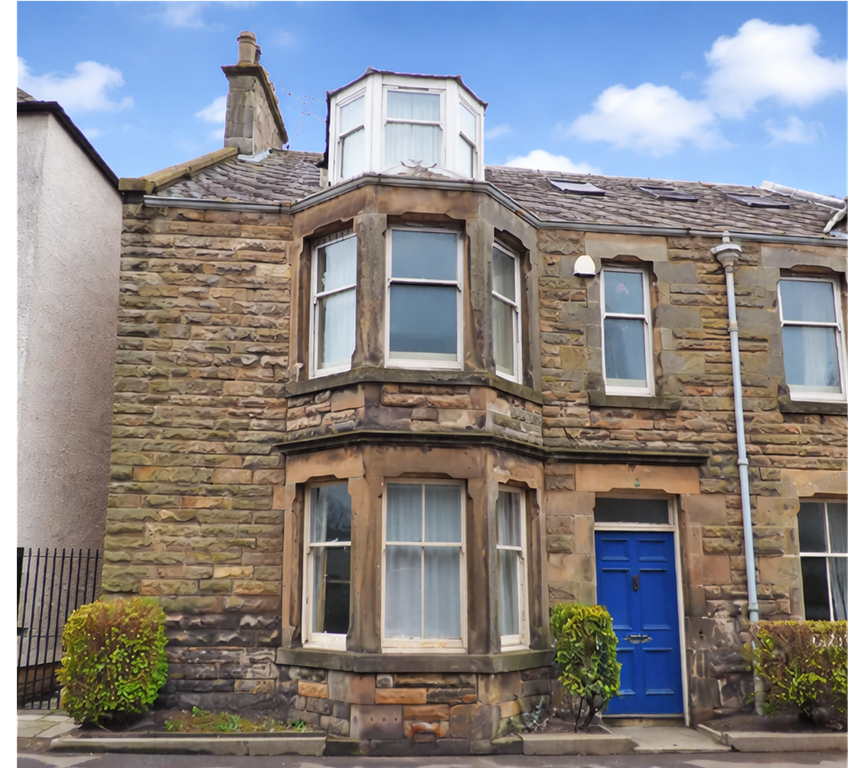 Property photo 2 of 11