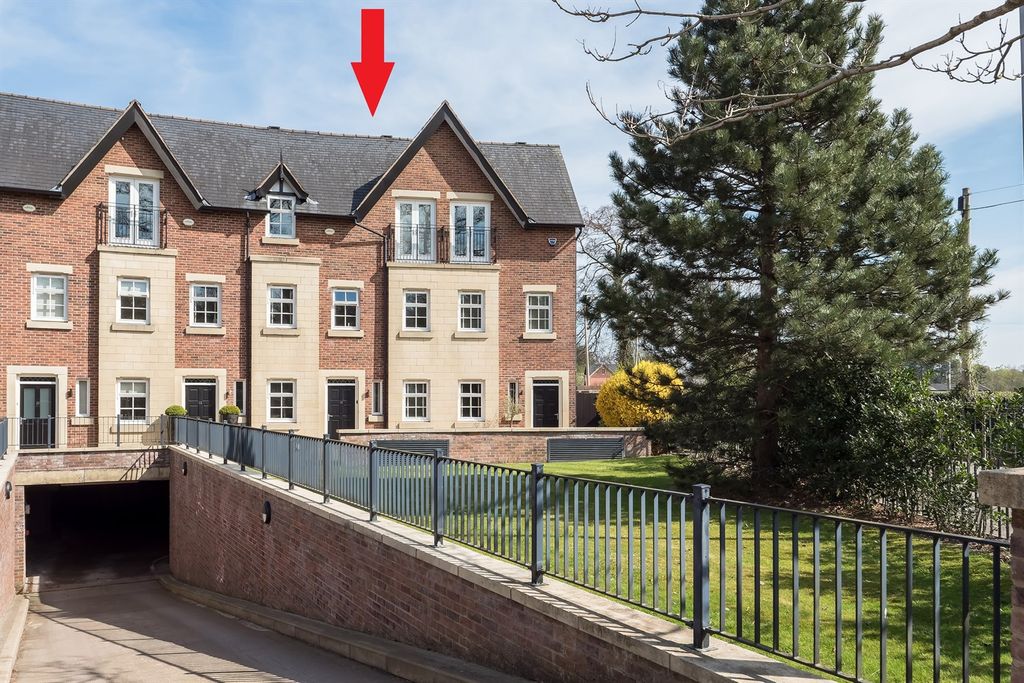 Property photo 1 of 26 (Main)