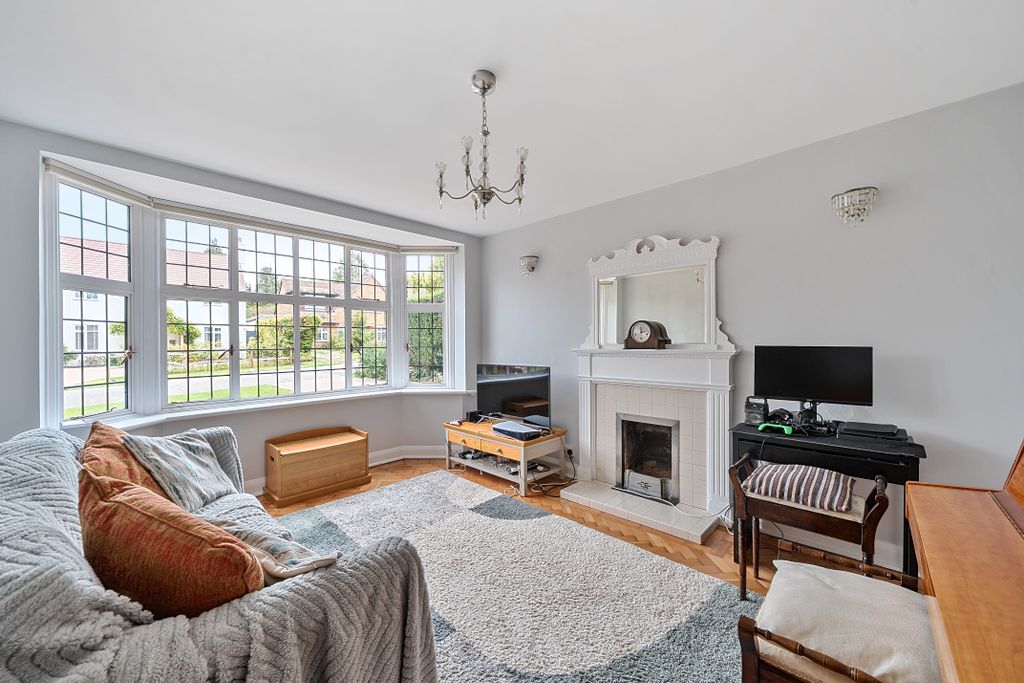 Property photo 3 of 19