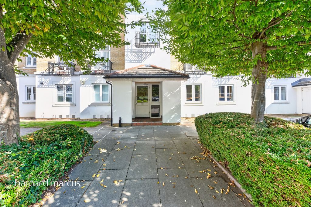 Property photo 1 of 29