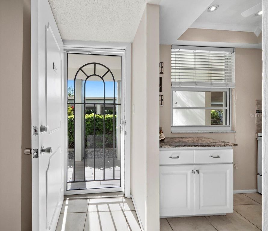 Property photo 3 of 19 <Alttext/>