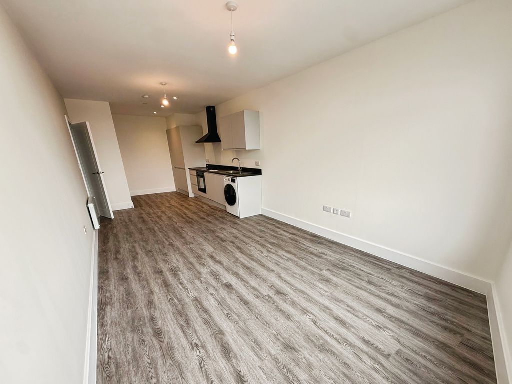 Property photo 3 of 12 Image