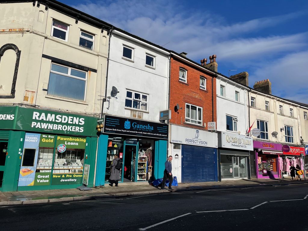 Property photo 3 of 13