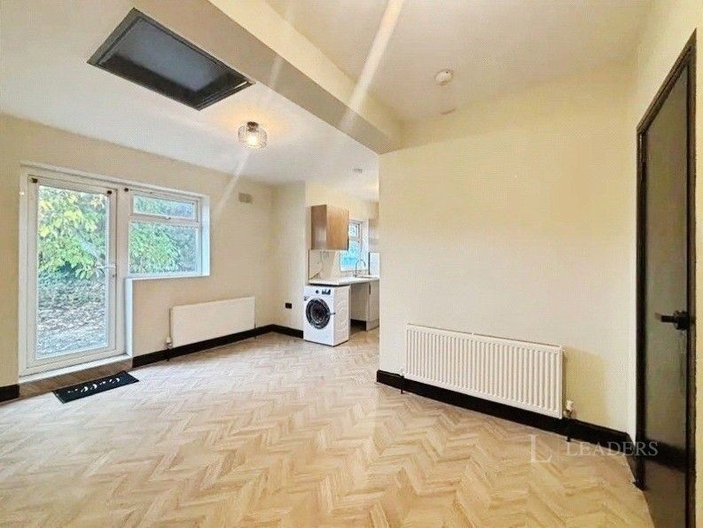 Property photo 1 of 9 1