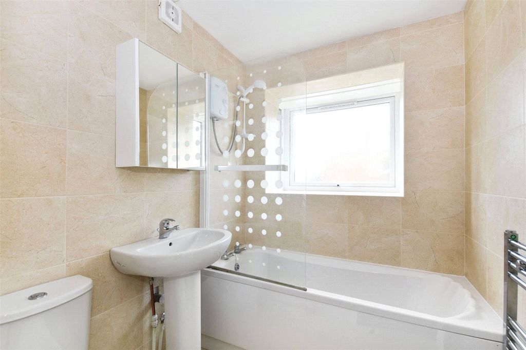 Property photo 3 of 5 Bathroom