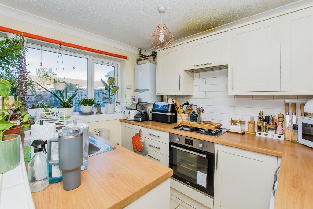 Property photo 3 of 16