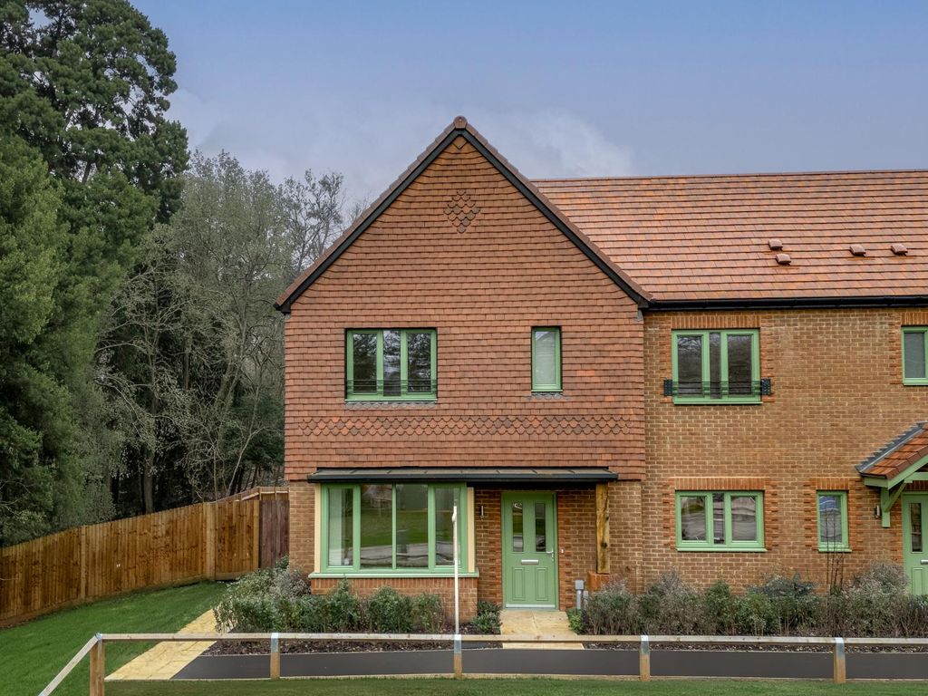 Property photo 1 of 15 External