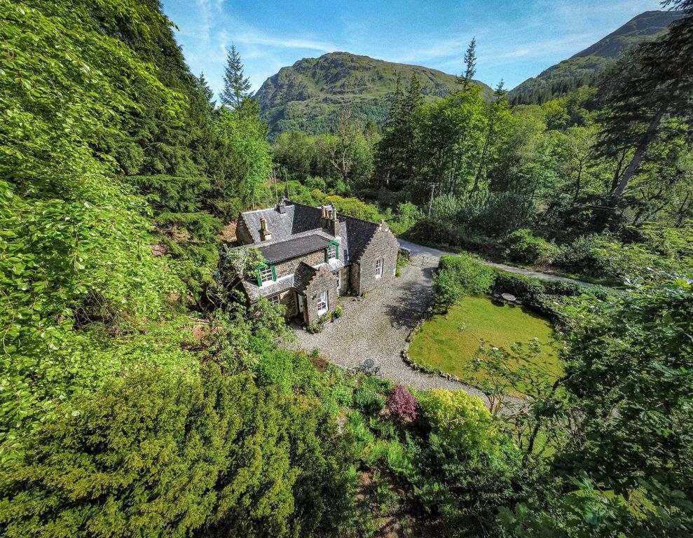 Property photo 2 of 31 4204662