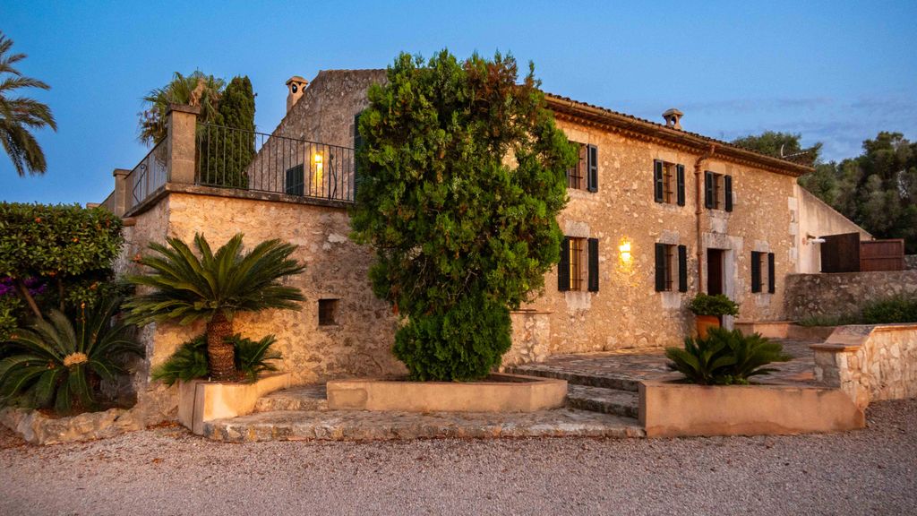 Property photo 3 of 33 02.Jpg