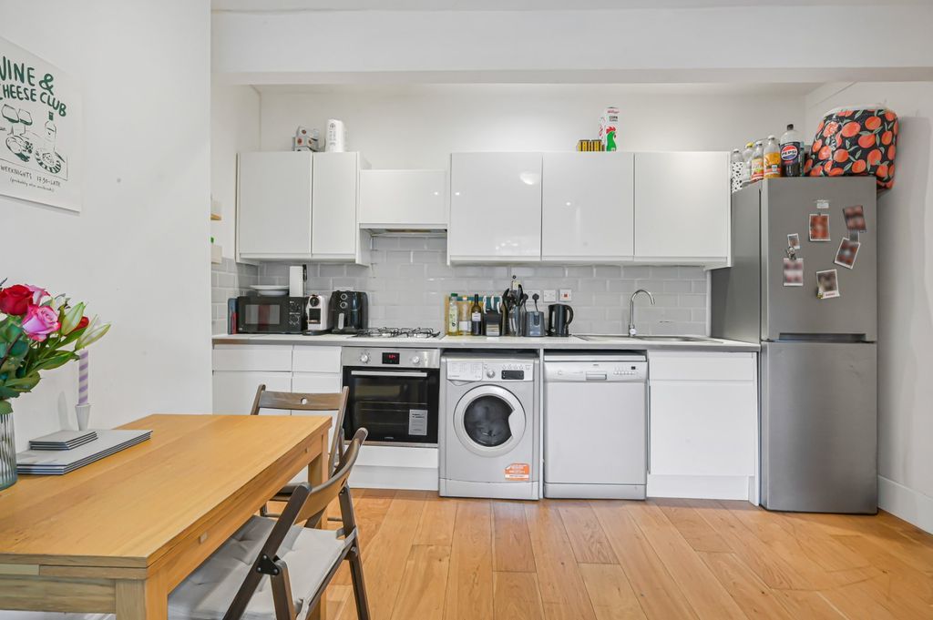 Property photo 2 of 4