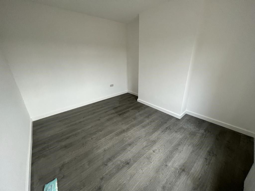 Property photo 3 of 3