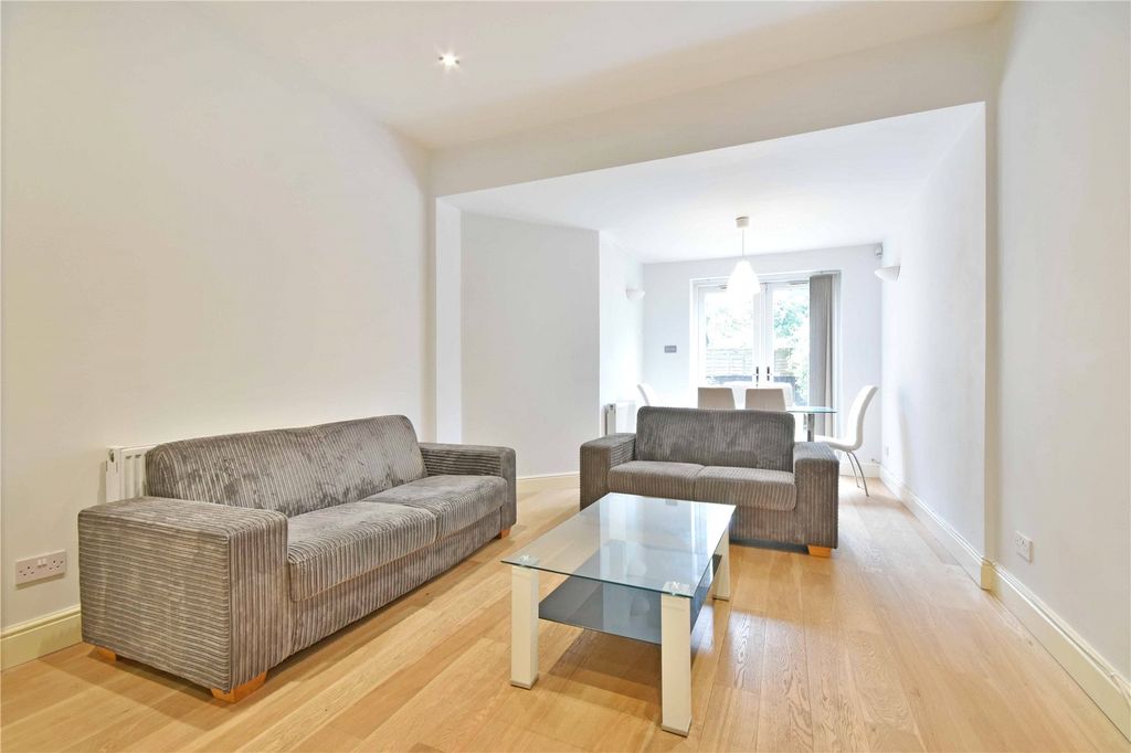 Property photo 1 of 14 Picture No. 25