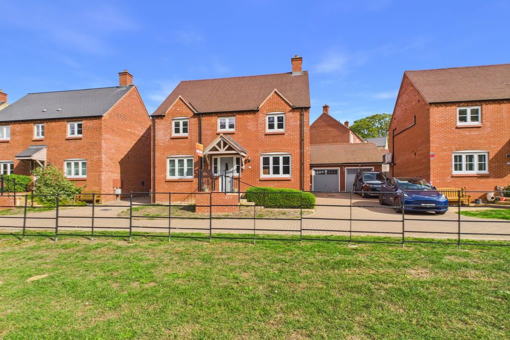 Property photo 1 of 29