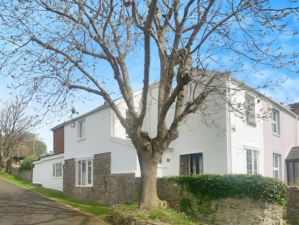 Property photo 1 of 24