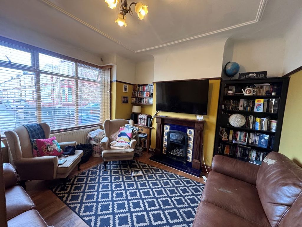 Property photo 3 of 14