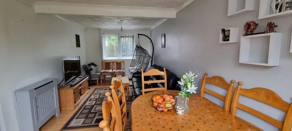 Property photo 2 of 7 Dining Room