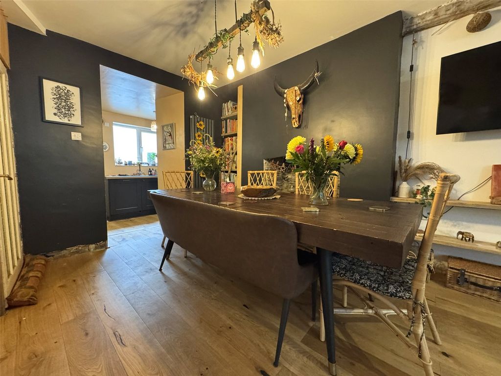 Property photo 3 of 22 Picture No. 03