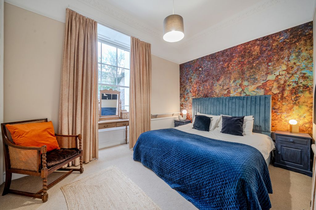 Additional image 5 of 2 bed flat for saleRoyal York Crescent, Bristol BS8