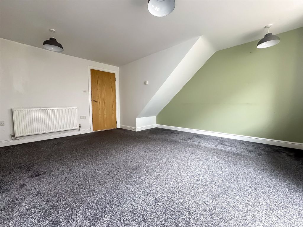 Property photo 2 of 13 Picture No. 04