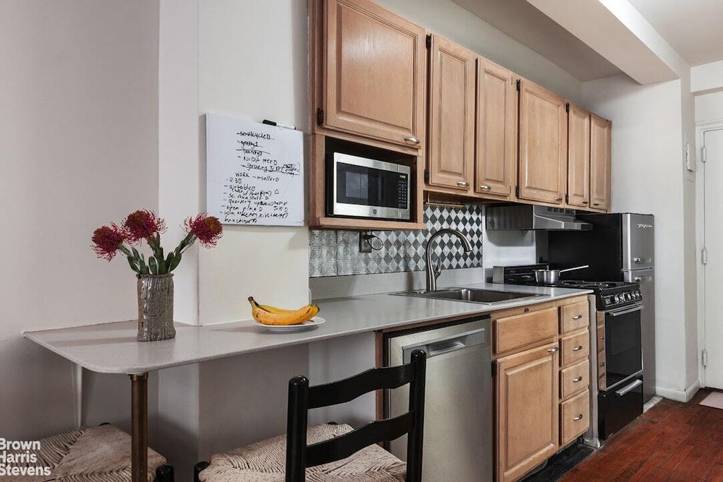 Property photo 3 of 12 <Alttext/>