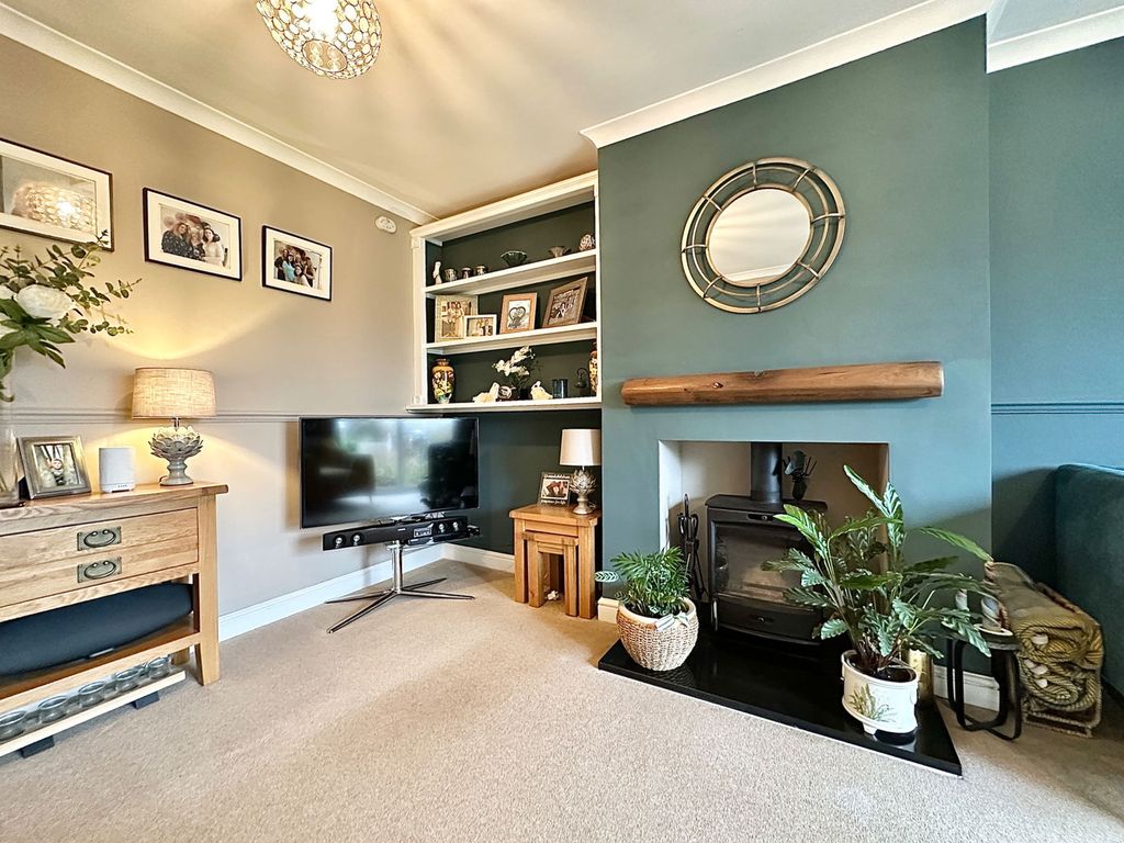 Property photo 3 of 40