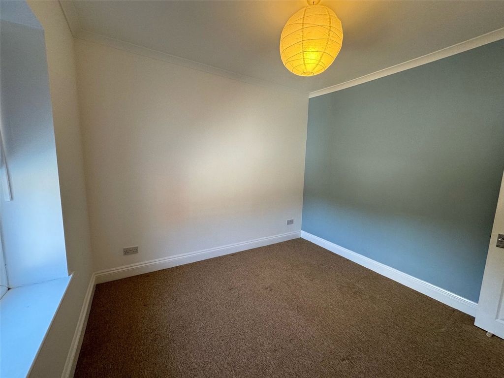 Property photo 3 of 7 Picture No. 11