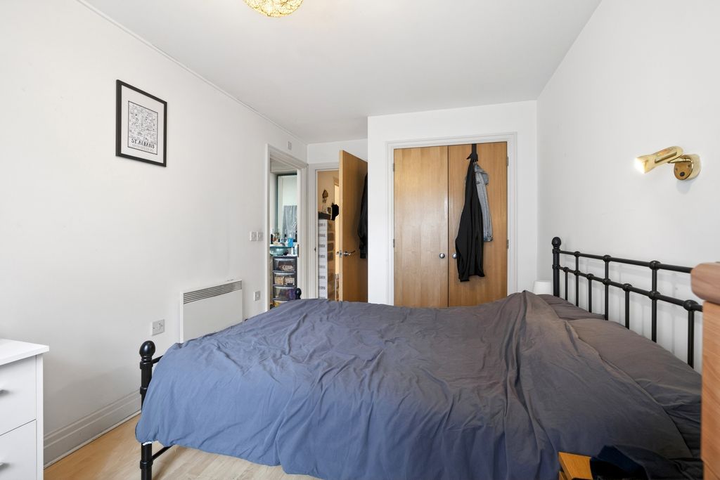 Property photo 3 of 19 Bedroom