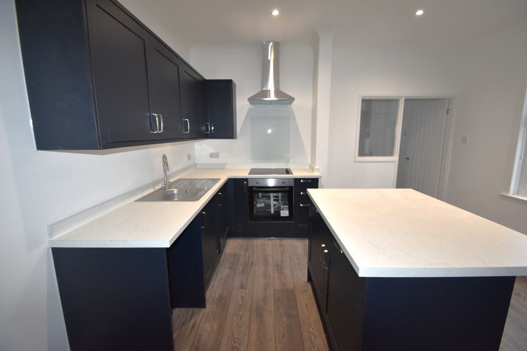 Property photo 2 of 14 Picture No. 13