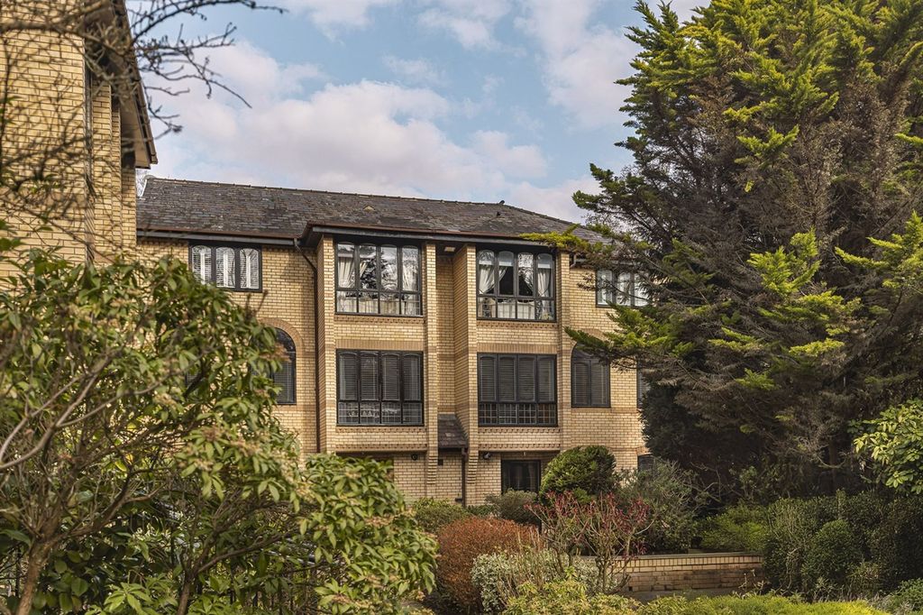 Property photo 1 of 19 (Main)