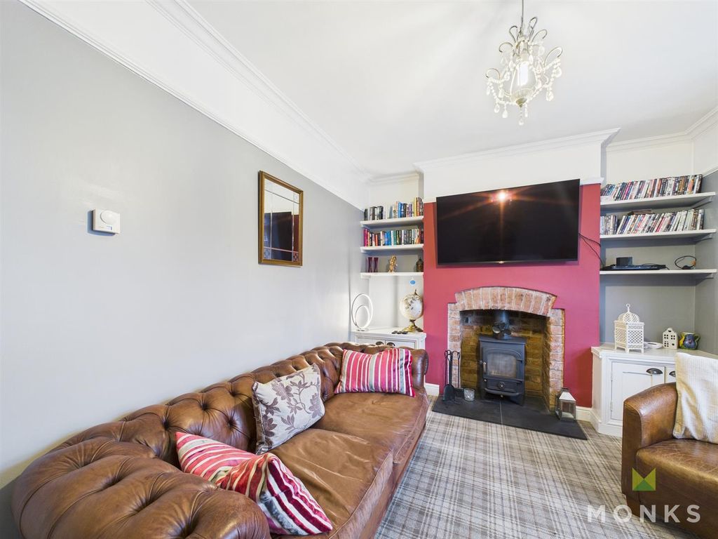 Property photo 3 of 20 Cam01520G0-Pr0314-Still034.Jpg