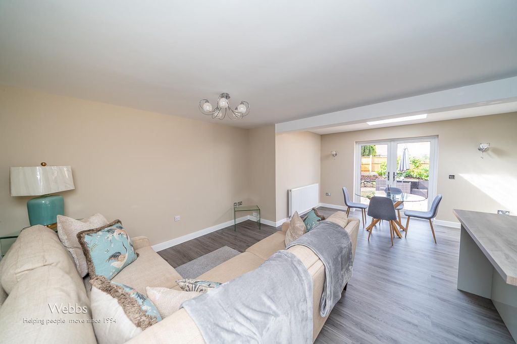Property photo 2 of 39 Â© Webbs Estate Agents Â© (8 Of 40).Jpg