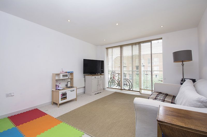 Property photo 2 of 9 Photo 12