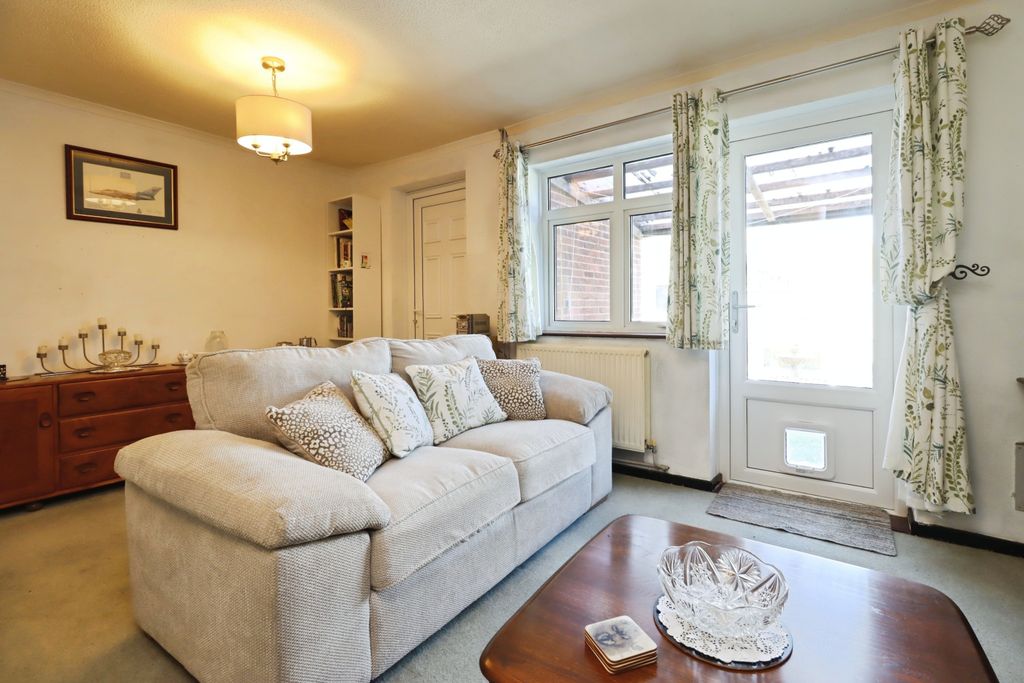 Property photo 3 of 15