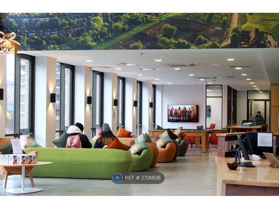 Property photo 2 of 34