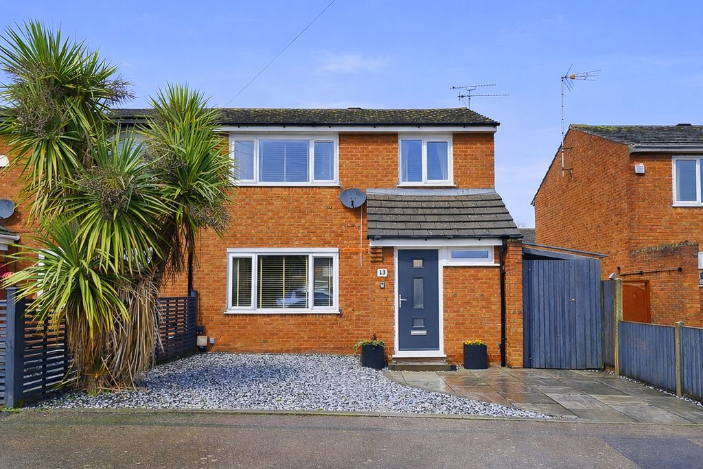 Property photo 1 of 25 Front