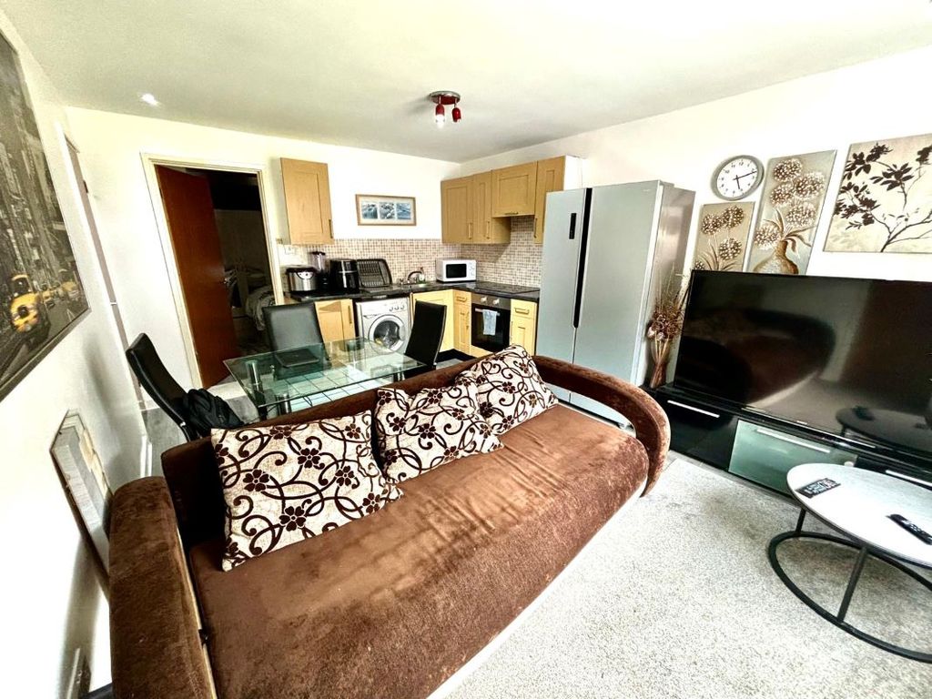 Property photo 3 of 10 Image 3