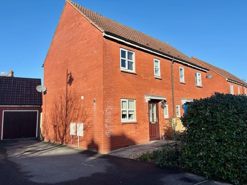 Property photo 1 of 10 Front