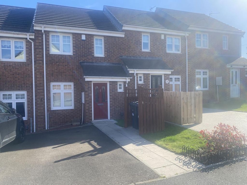 Property photo 1 of 14 Front (Exterior)