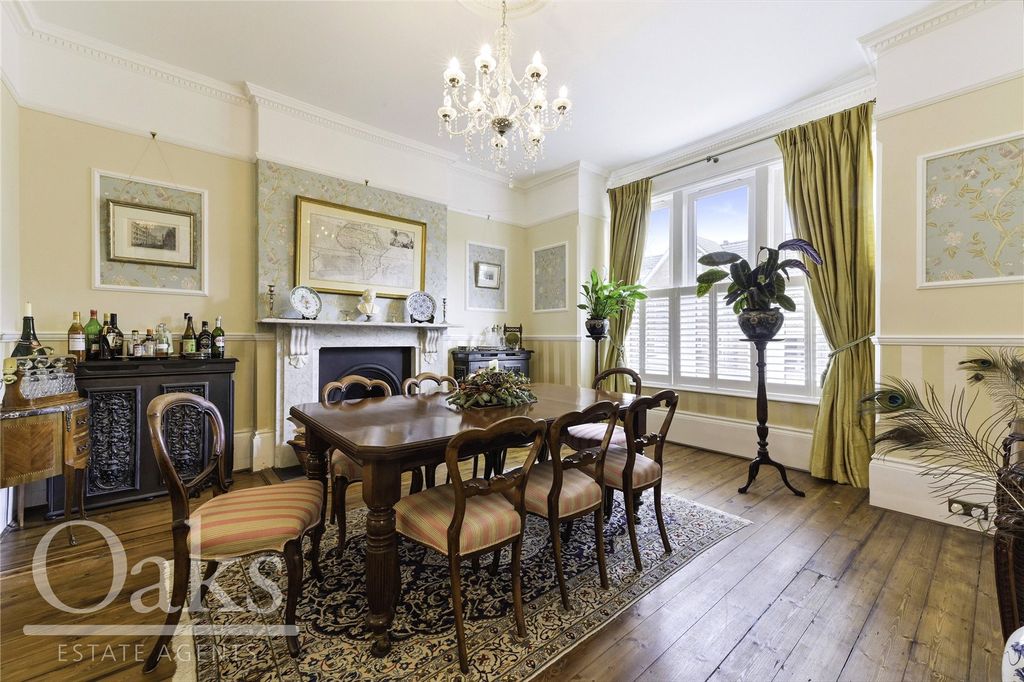 Property photo 3 of 24 Dining Room