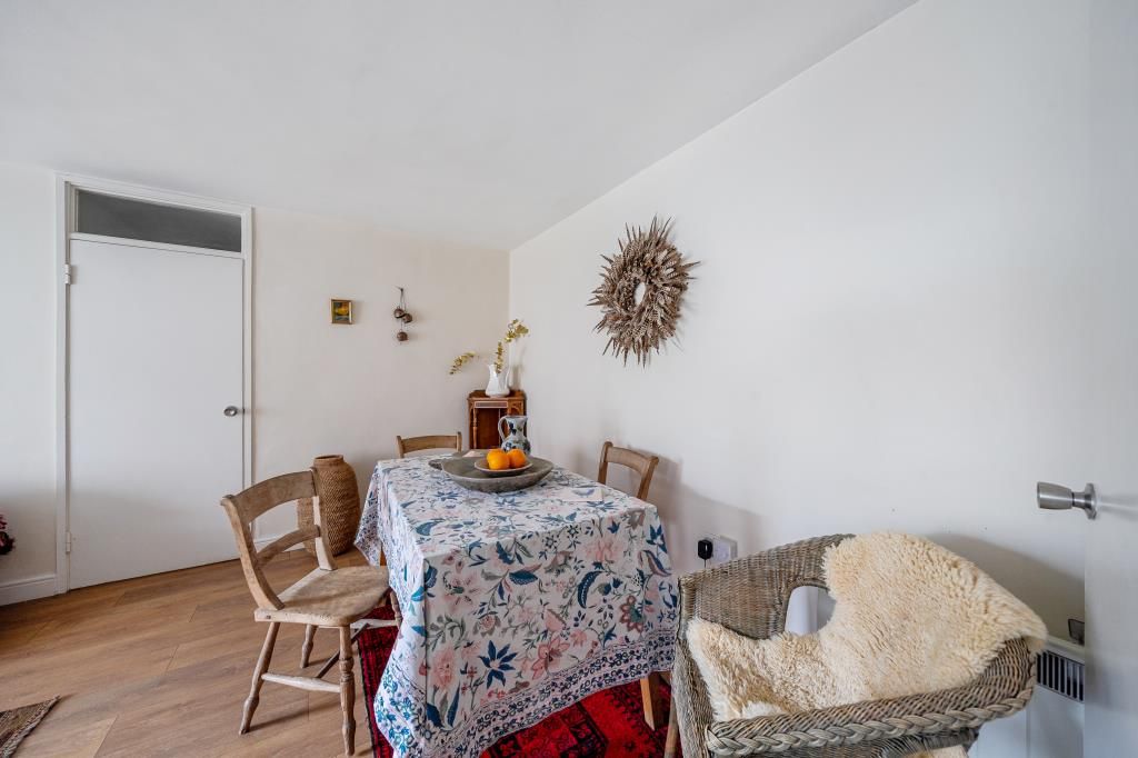 Property photo 3 of 19 Dining