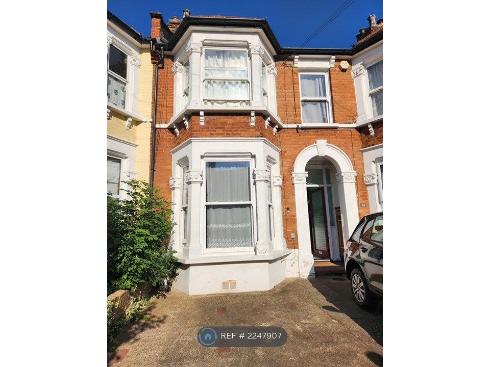 Property photo 1 of 2