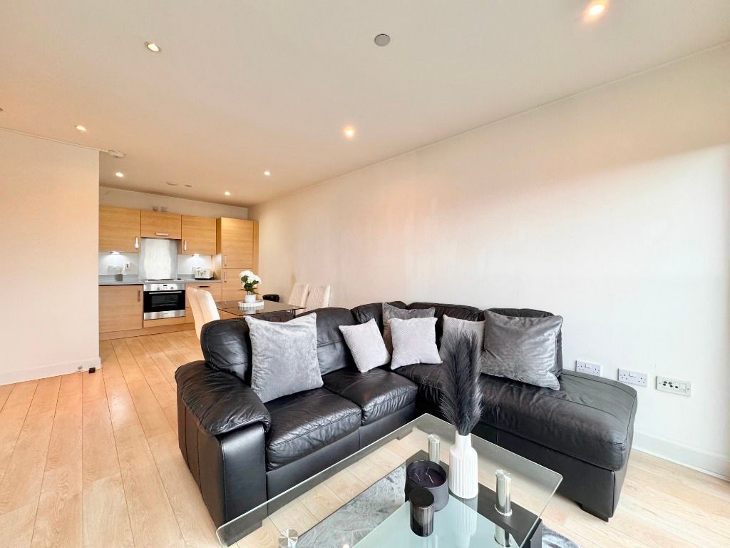 Property photo 3 of 18 Photo 3