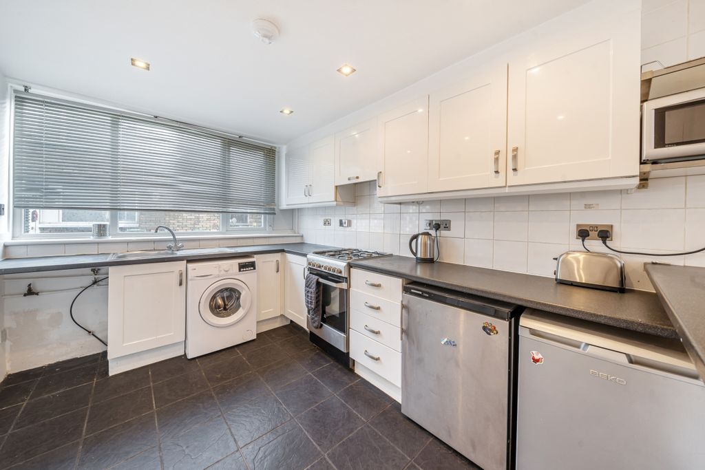 Property photo 3 of 15 1058103 (4)