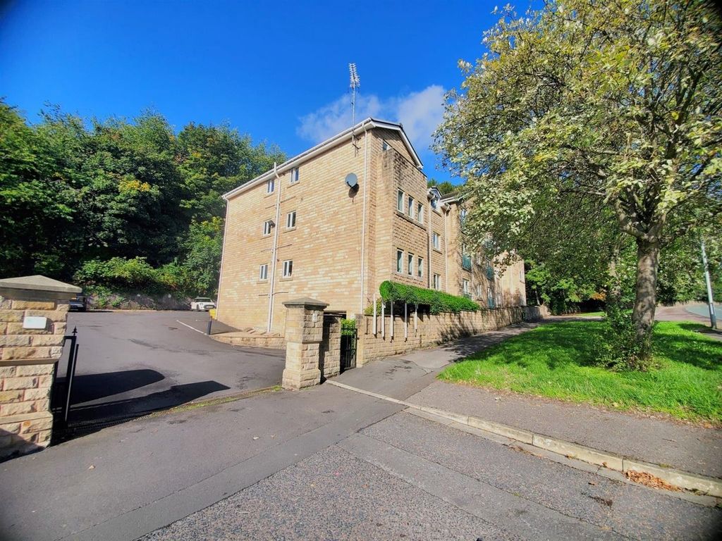 Property photo 2 of 13 Entrance To Car Park