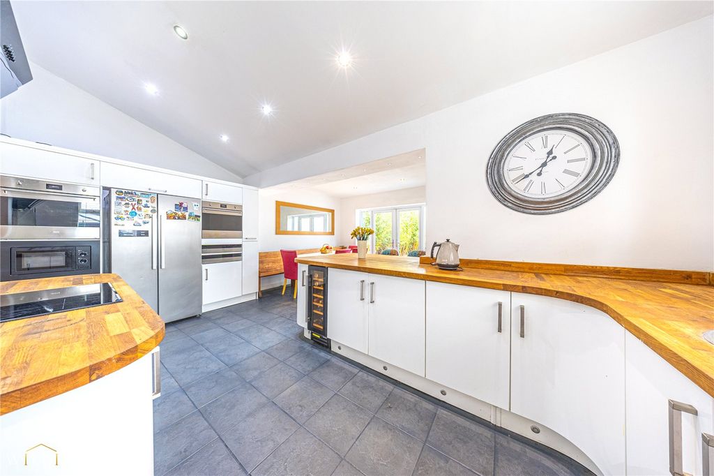 Property photo 3 of 41 Picture No. 08