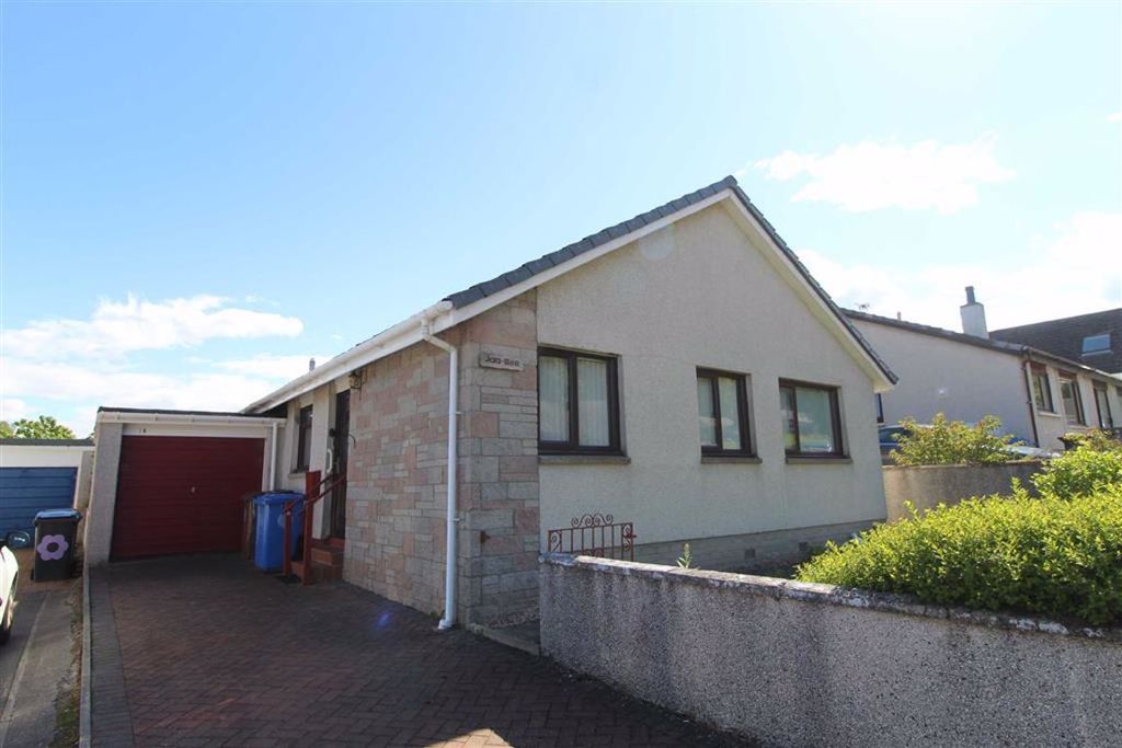 3 bed detached bungalow for sale Kinmylies