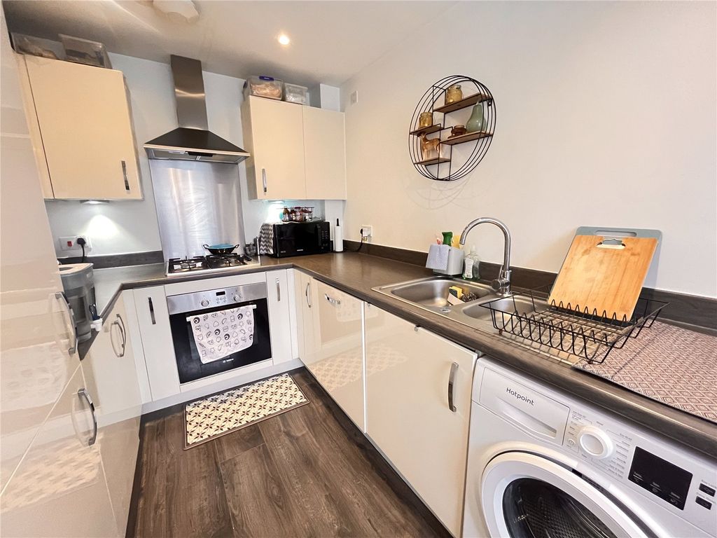 Property photo 2 of 14 Picture No. 07