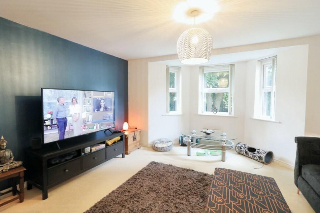 Property photo 2 of 9 Living Room 2.Jpeg